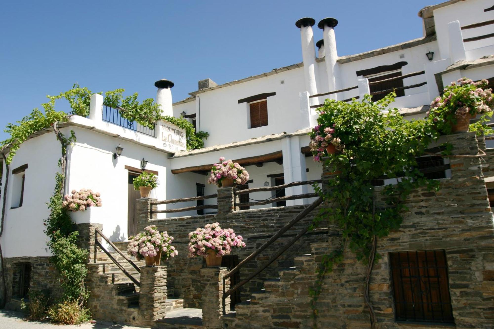 Apartamentos Rurales Las Chimeneas Capileira Exterior photo